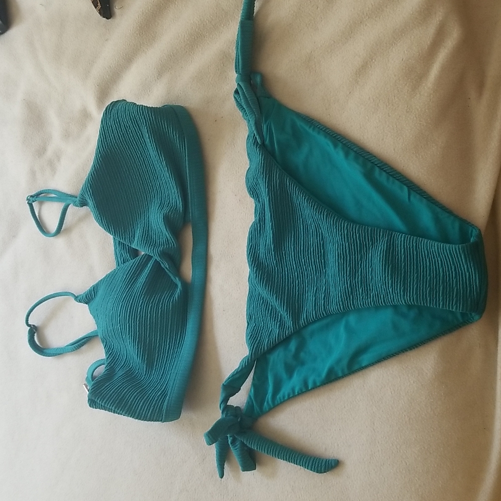 Cupshe bikini 👙